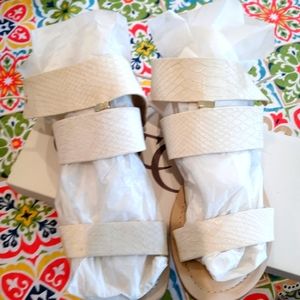 Womens sandals